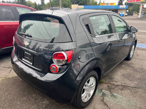 2015 Chevrolet Sonic LT Auto