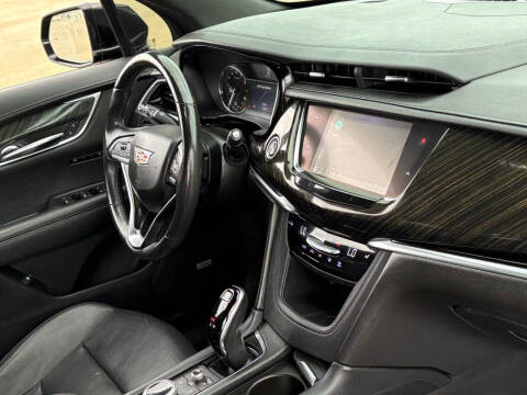 2020 Cadillac XT6 Premium Luxury