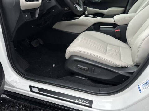 2027 Honda HR-V EX-L