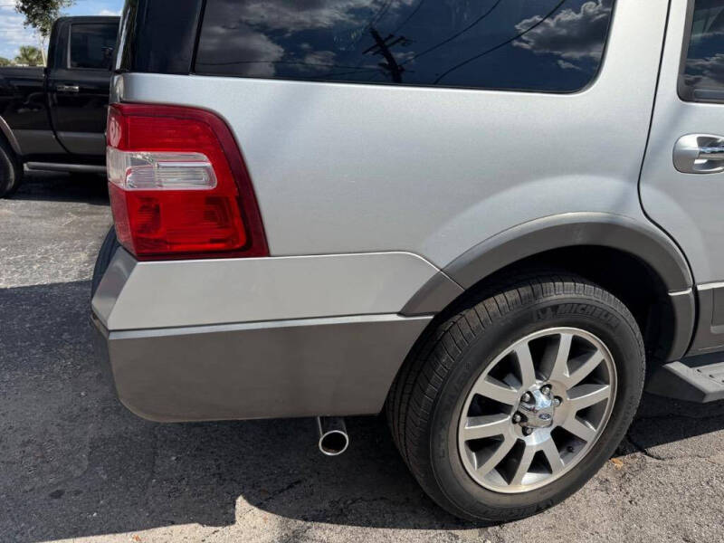 2011 Ford Expedition XLT