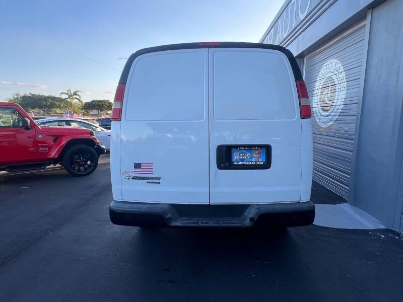 2016 Chevrolet Express 3500