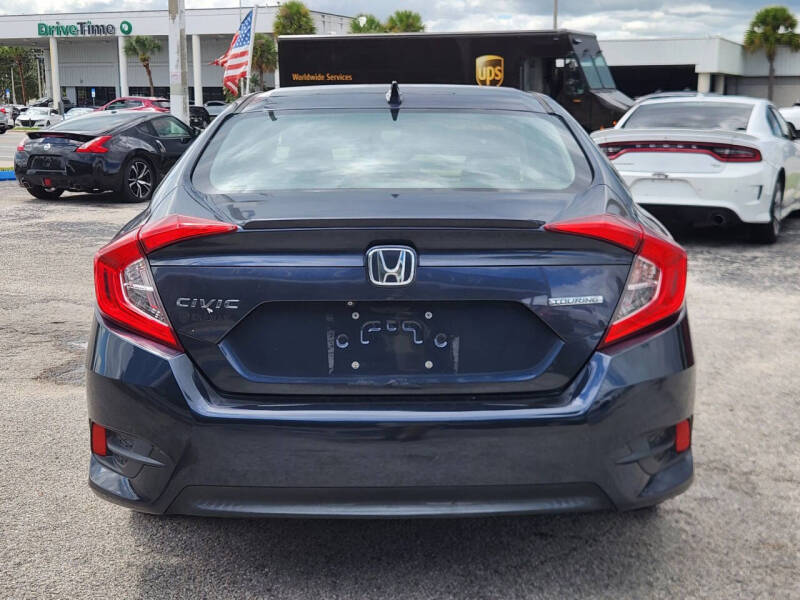 2017 Honda Civic Touring
