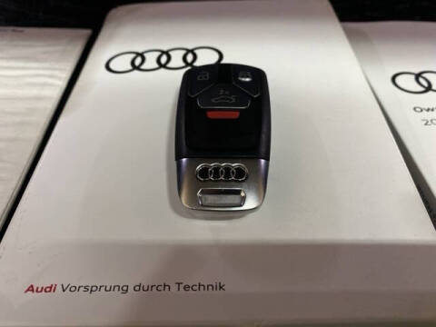 2023 Audi Q5 quattro Premium Plus 40 TFSI