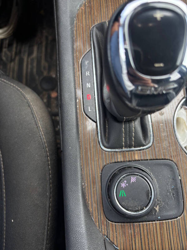 2018 GMC Acadia SLE-2