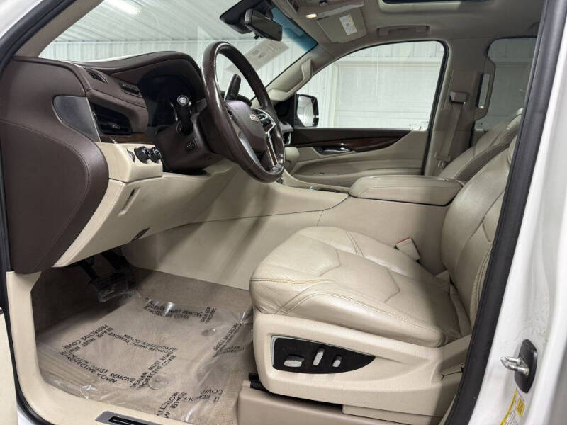 2017 Cadillac Escalade ESV Premium Luxury