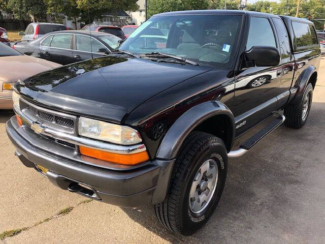 2003 Chevrolet S-10 for sale at Extreme Auto Plaza in Des Moines, IA