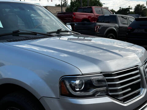2016 Lincoln Navigator Select