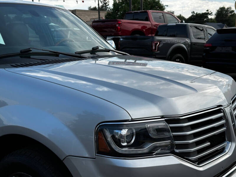 2016 Lincoln Navigator Select
