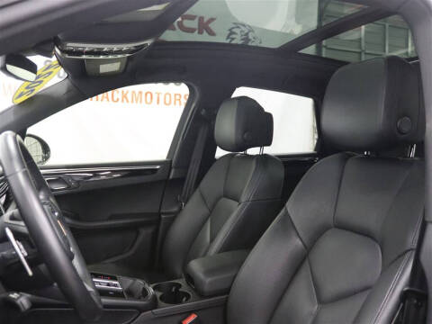 2022 Porsche Macan