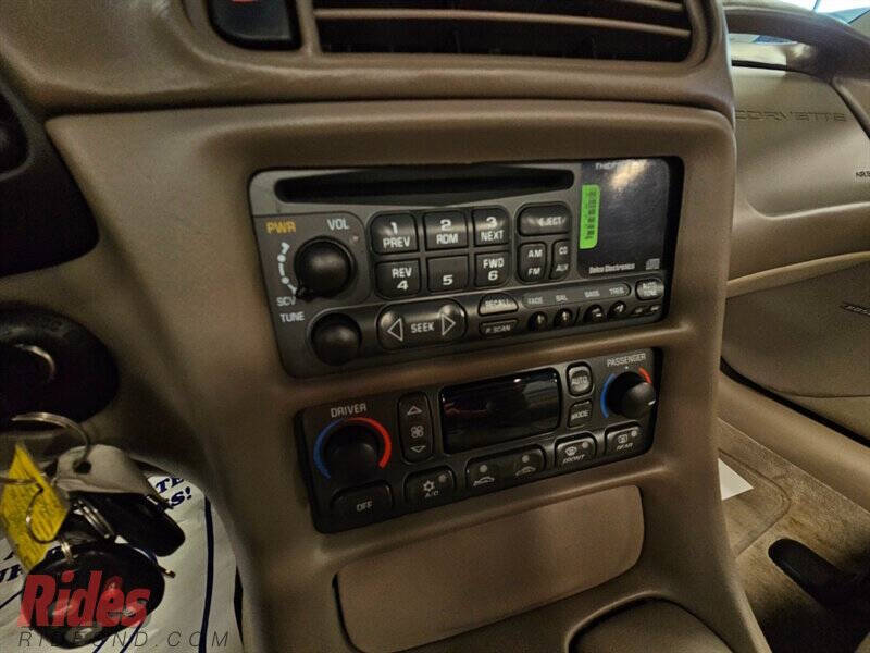 2004 Chevrolet Corvette