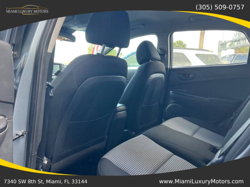 2020 Hyundai Kona SEL