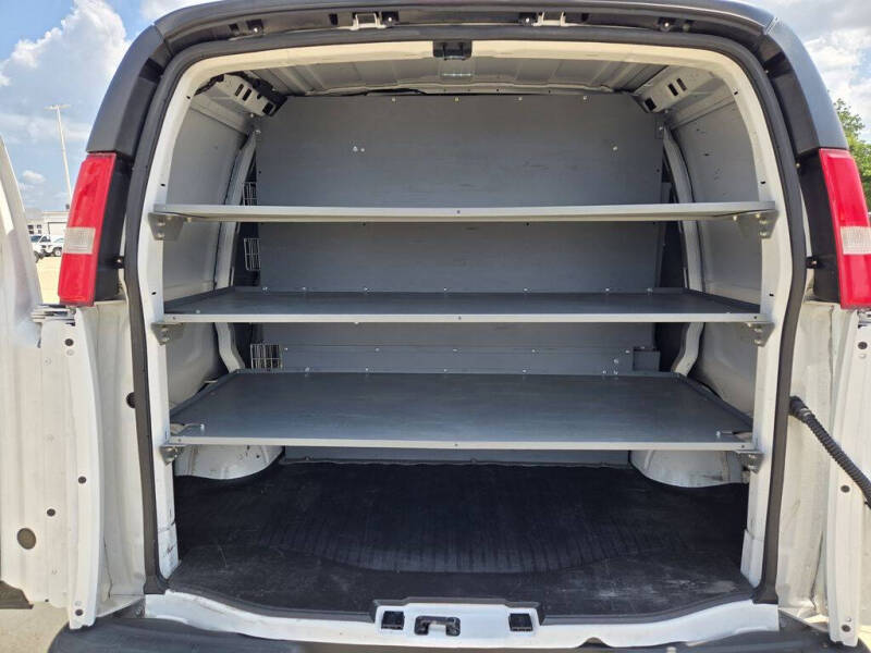 2021 Chevrolet Express 2500