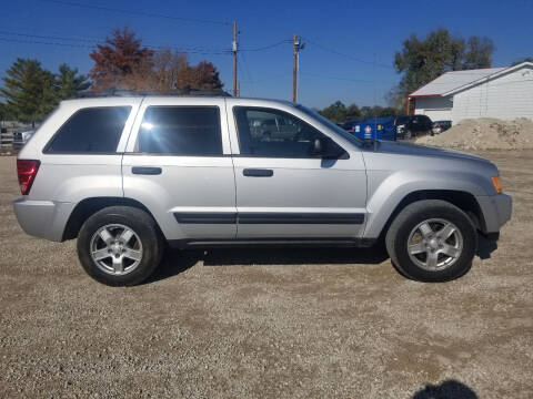 2005 Jeep Grand Cherokee for sale at Savannah Motors in Belleville IL