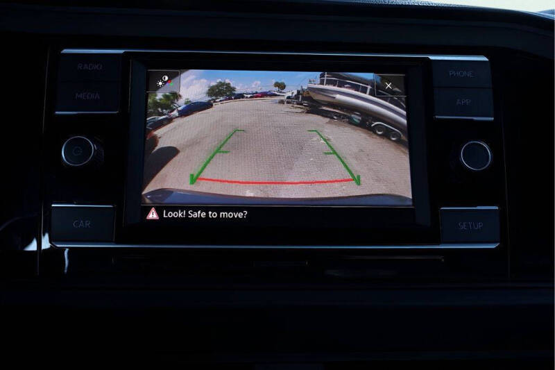 2019 Volkswagen Jetta R-Line