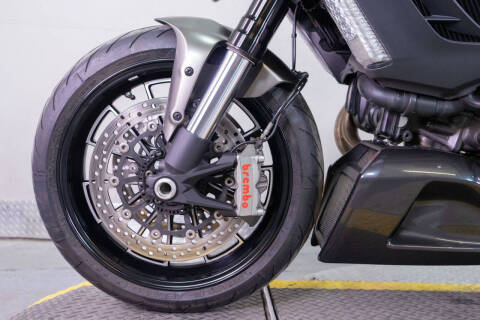 2014 Ducati Diavel