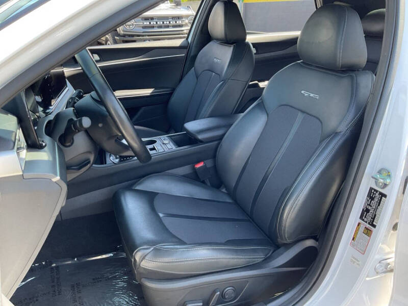 2022 Kia K5