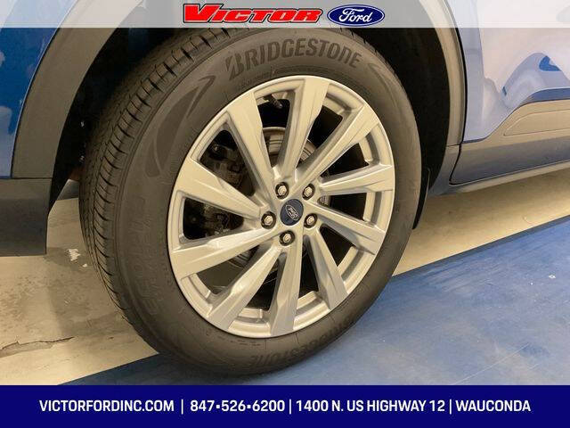 2022 Ford Escape Titanium