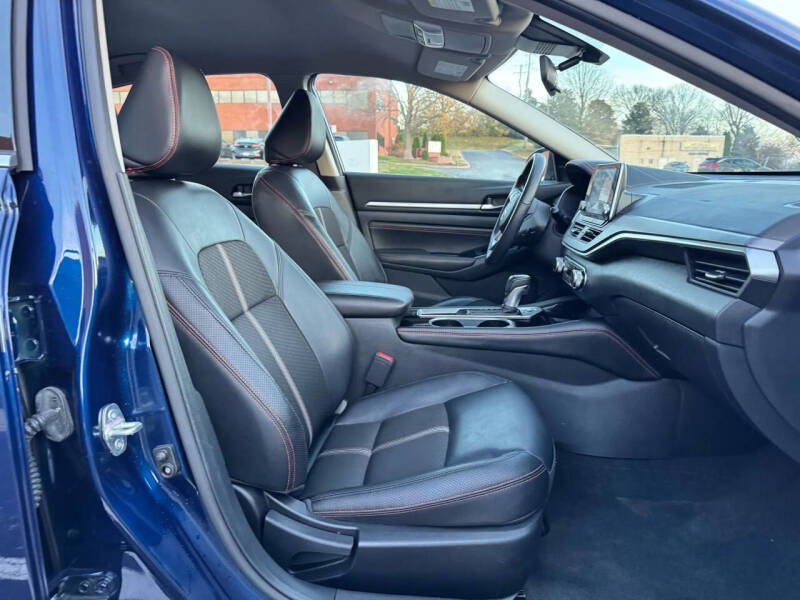 2023 Nissan Altima 2.5 SR