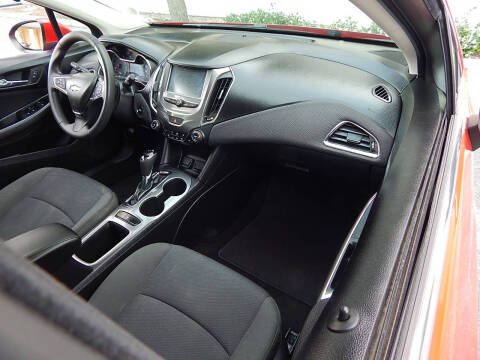 2017 Chevrolet Cruze LT Auto