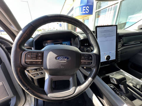 2024 Ford F-150 Lightning Flash
