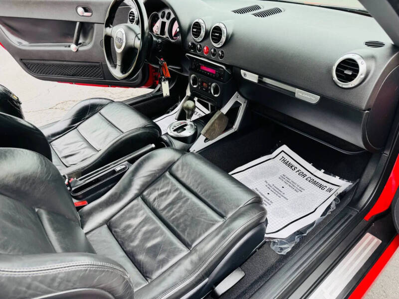 2005 Audi TT 250hp quattro