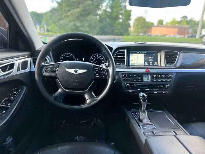 2015 Hyundai Genesis