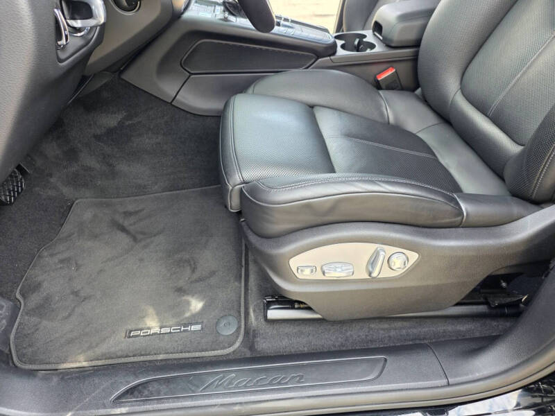 2019 Porsche Macan