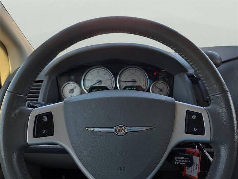 2010 Chrysler Town and Country Touring