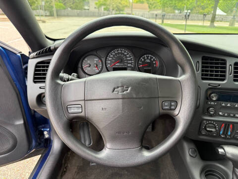 2004 Chevrolet Monte Carlo LS
