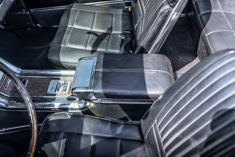 1966 Ford Thunderbird