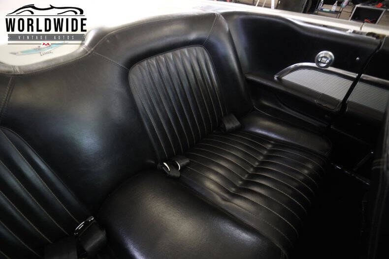 1962 Ford Thunderbird