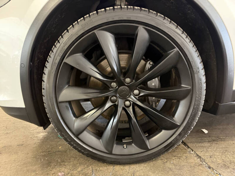2020 Tesla Model X Long Range Plus