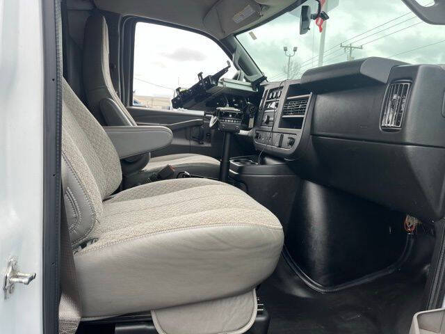 2021 Chevrolet Express 2500