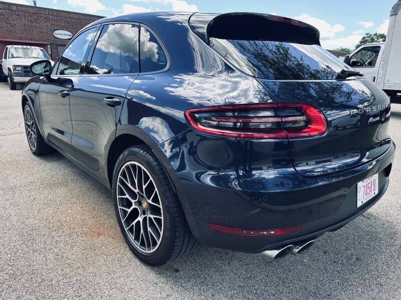 2018 Porsche Macan