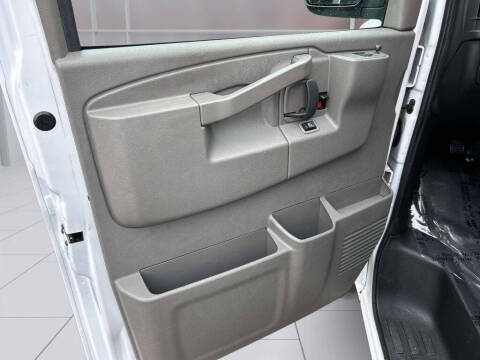 2021 Chevrolet Express 2500