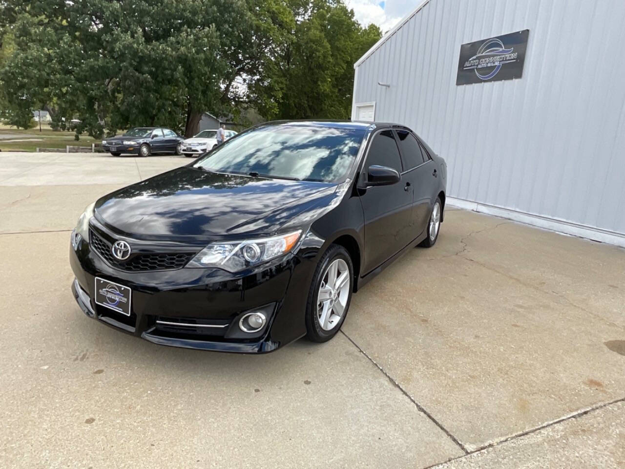 2012 Toyota Camry for sale at Auto Connection in Waterloo, IA