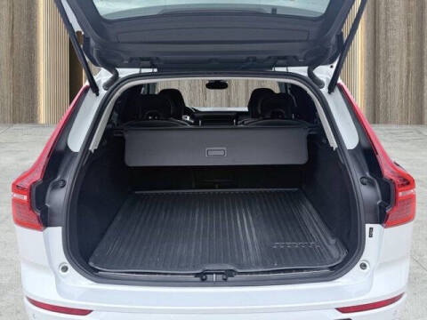 2023 Volvo XC60 B5 Core