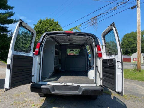 2017 Chevrolet Express 2500