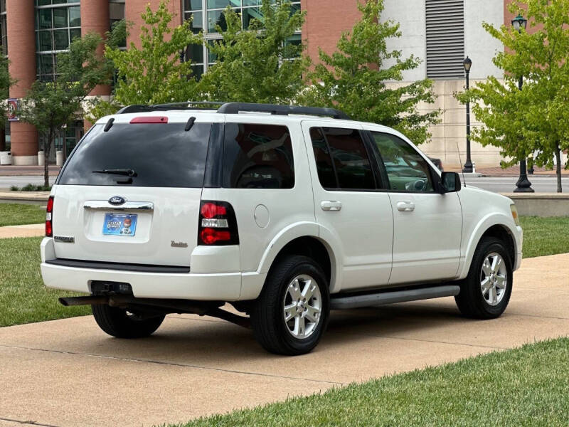 2010 Ford Explorer XLT