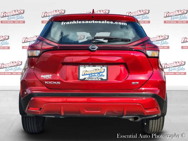 2024 Nissan Kicks SR