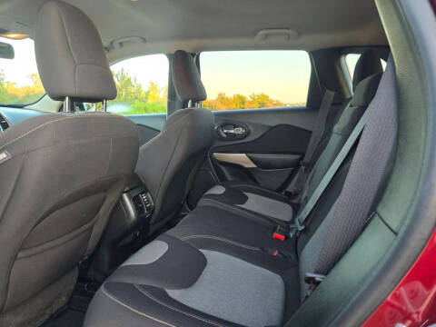 2018 Jeep Cherokee Latitude