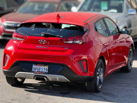 2019 Hyundai Veloster