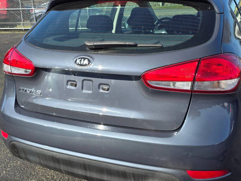 2016 Kia Forte5 LX