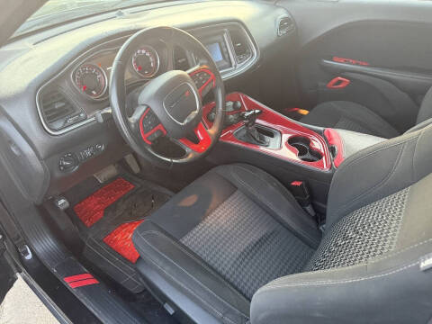 2016 Dodge Challenger SXT