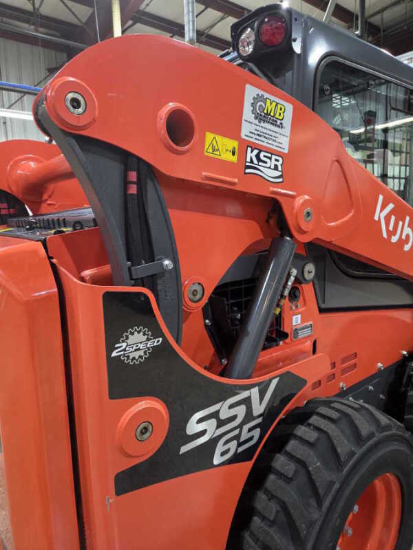 2021 Kubota SSV65