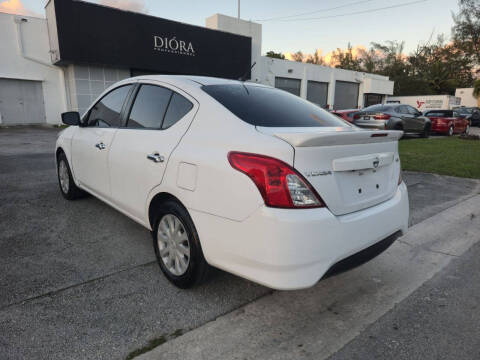 2019 Nissan Versa SV
