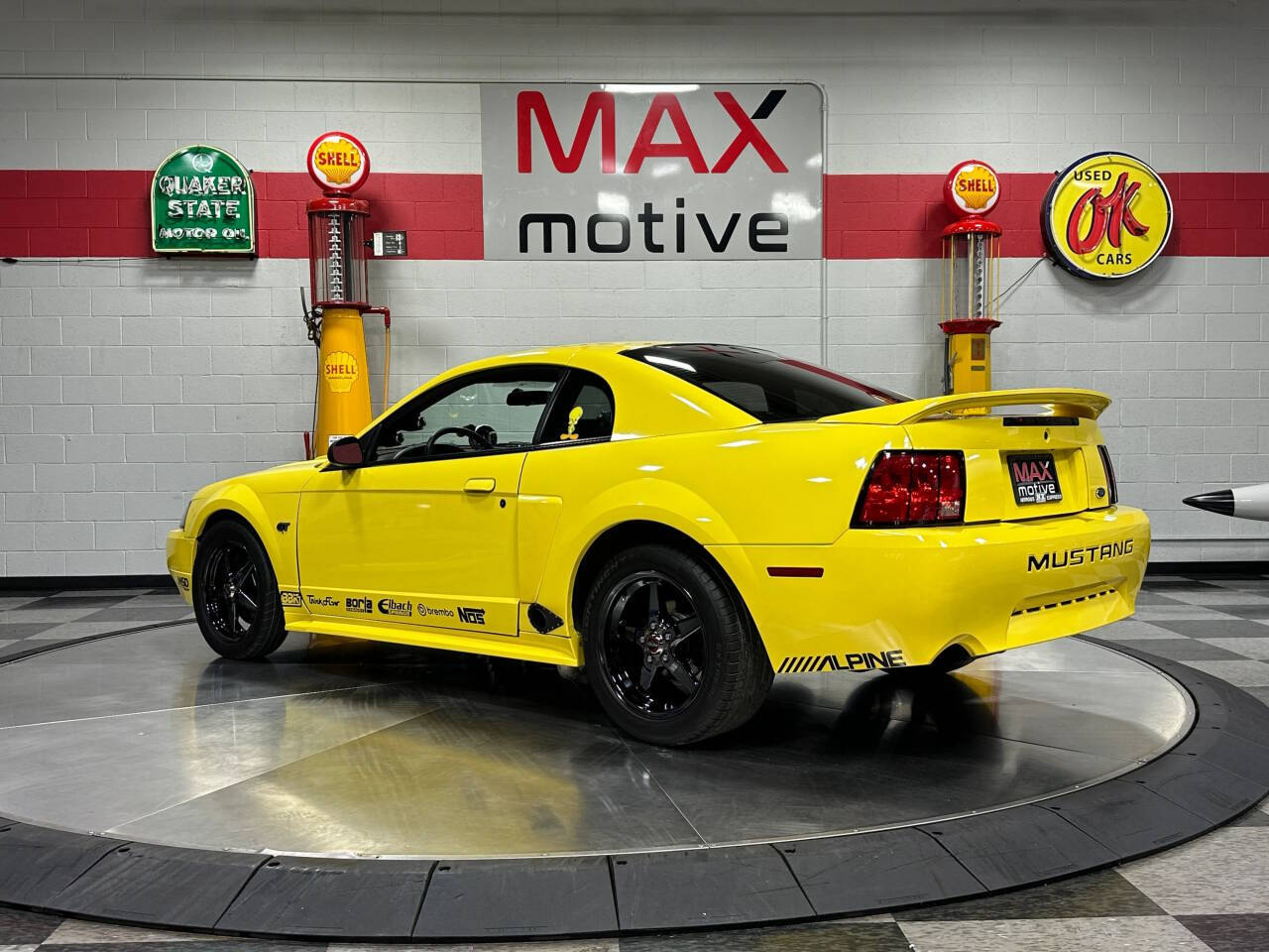 2000 Ford Mustang 10