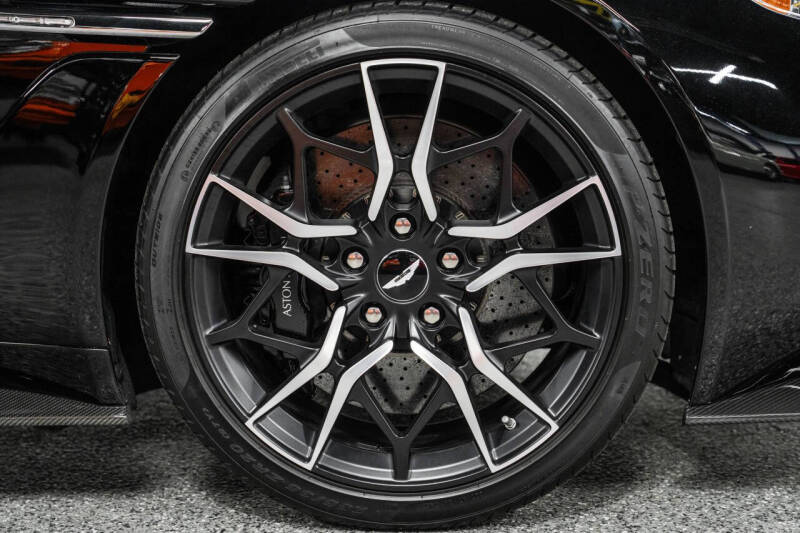 2019 Aston Martin Vanquish