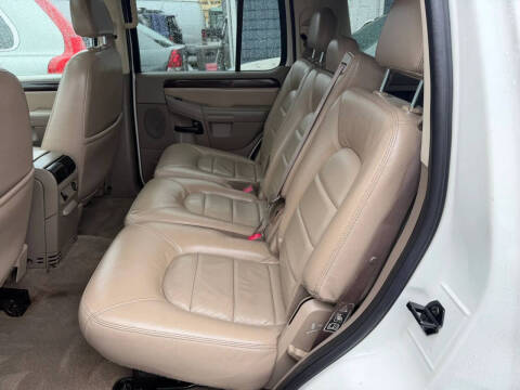 2003 Ford Explorer Limited