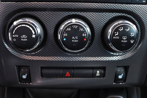 2013 Dodge Challenger R/T Plus